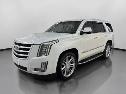 More photos of 2017 Cadillac Escalade Premium Luxury Sport Utility 4D at DriveMax (Auto Center Sales and Service), MA