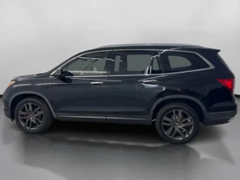 More photos of 2016 Honda Pilot Touring Sport Utility 4D at DriveMax (Auto Center Sales and Service), MA