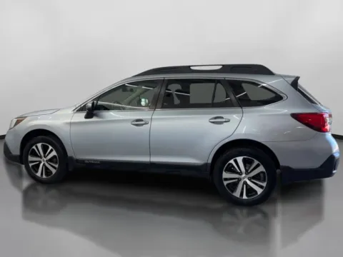 More photos of 2019 Subaru Outback 2.5i Limited Wagon 4D at DriveMax (Auto Center Sales and Service), MA