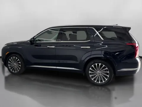 More photos of 2024 Hyundai Palisade Calligraphy Sport Utility 4D at DriveMax (Auto Center Sales and Service), MA