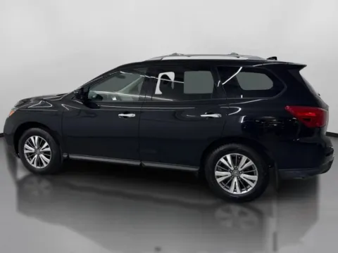 More photos of 2020 Nissan Pathfinder S Sport Utility 4D at DriveMax (Auto Center Sales and Service), MA