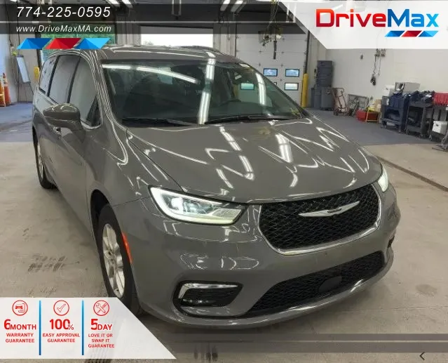 Gray 2022 Chrysler Pacifica Touring L Van 4D for sale in West Bridgewater, MA