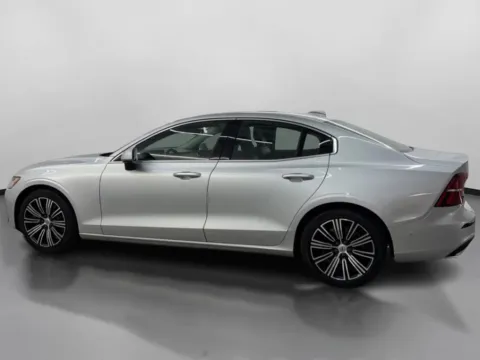 More photos of 2022 Volvo S60 B5 Inscription Sedan 4D at DriveMax (Auto Center Sales and Service), MA