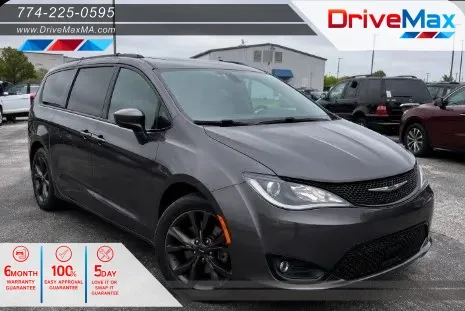 Gray 2018 Chrysler Pacifica Touring Plus Minivan 4D for sale in West Bridgewater, MA