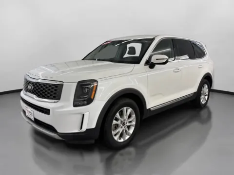 More photos of 2020 Kia Telluride LX Sport Utility 4D at DriveMax (Auto Center Sales and Service), MA