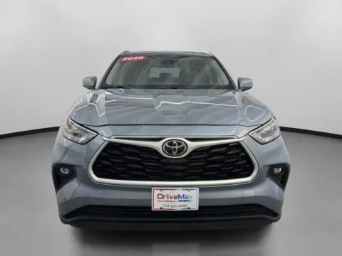 Photos of 2020 Toyota Highlander XLE Sport Utility 4D for sale in West Bridgewater, MA at DriveMax (Auto Center Sales and Service)
