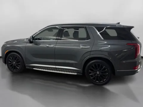 More photos of 2020 Hyundai Palisade Limited Sport Utility 4D at DriveMax (Auto Center Sales and Service), MA