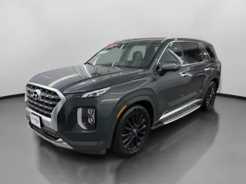 More photos of 2020 Hyundai Palisade Limited Sport Utility 4D at DriveMax (Auto Center Sales and Service), MA