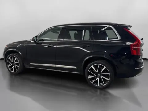 More photos of 2022 Volvo XC90 T8 Inscription Expression Recharge Extended Range Plug-in Hybrid Sport Util at DriveMax (Auto Center Sales and Service), MA
