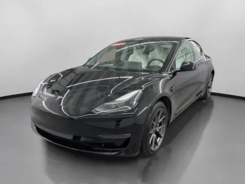 More photos of 2021 Tesla Model 3 Long Range Sedan 4D at DriveMax (Auto Center Sales and Service), MA