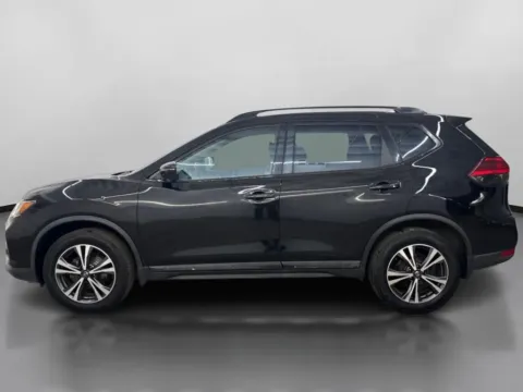 More photos of 2017 Nissan Rogue SL (2017.5) Sport Utility 4D at DriveMax (Auto Center Sales and Service), MA