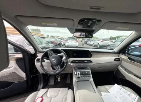 Another view of 2022 Hyundai Palisade Limited Sport Utility 4D for sale in West Bridgewater, MA at DriveMax (Auto Center Sales and Service)