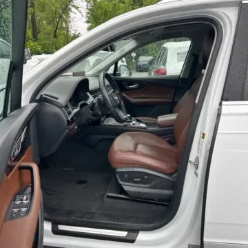 Photos of 2019 Audi Q7 55 TFSI Premium Plus Sport Utility 4D for sale in West Bridgewater, MA at DriveMax (Auto Center Sales and Service)