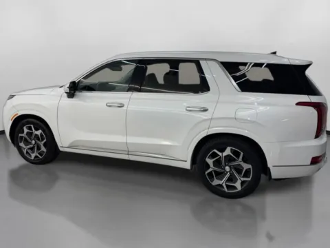 More photos of 2022 Hyundai Palisade Calligraphy Sport Utility 4D at DriveMax (Auto Center Sales and Service), MA