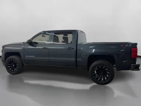 More photos of 2018 Chevrolet Silverado 1500 Crew Cab Z71 LT Pickup 4D 5 3/4 ft at DriveMax (Auto Center Sales and Service), MA