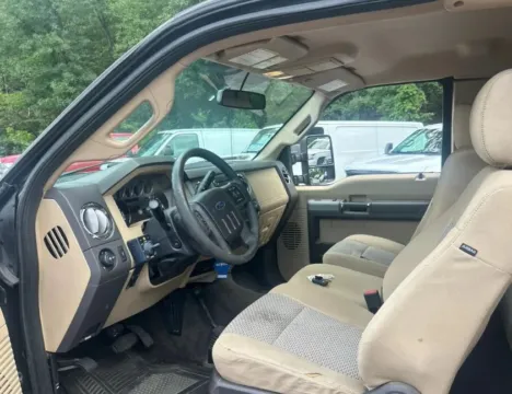 Photos of 2016 Ford F250 Super Duty Super Cab XLT Pickup 4D 6 3/4 ft for sale in West Bridgewater, MA at DriveMax (Auto Center Sales and Service)
