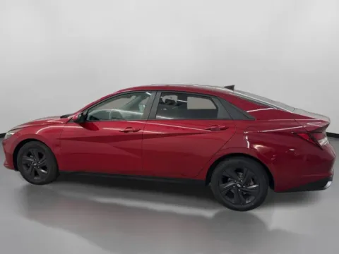 More photos of 2022 Hyundai Elantra SEL Sedan 4D at DriveMax (Auto Center Sales and Service), MA
