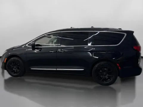 More photos of 2019 Chrysler Pacifica Touring L Minivan 4D at DriveMax (Auto Center Sales and Service), MA