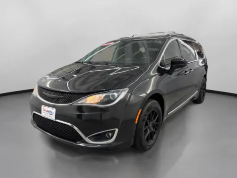 More photos of 2019 Chrysler Pacifica Touring L Minivan 4D at DriveMax (Auto Center Sales and Service), MA