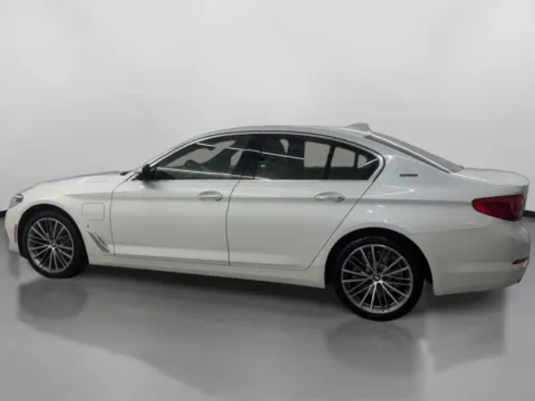 More photos of 2018 BMW 5 Series 530e xDrive iPerformance Sedan 4D at DriveMax (Auto Center Sales and Service), MA