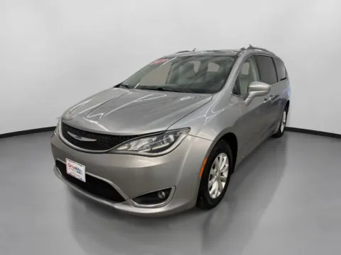 More photos of 2019 Chrysler Pacifica Touring L Minivan 4D at DriveMax (Auto Center Sales and Service), MA