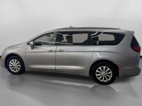 More photos of 2019 Chrysler Pacifica Touring L Minivan 4D at DriveMax (Auto Center Sales and Service), MA