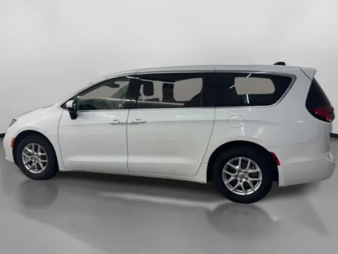 More photos of 2023 Chrysler Pacifica Touring L Van 4D at DriveMax (Auto Center Sales and Service), MA