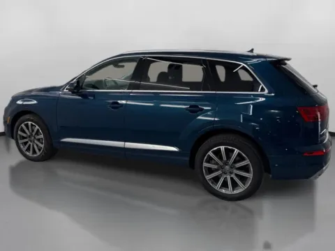 More photos of 2018 Audi Q7 3.0T Prestige Sport Utility 4D at DriveMax (Auto Center Sales and Service), MA