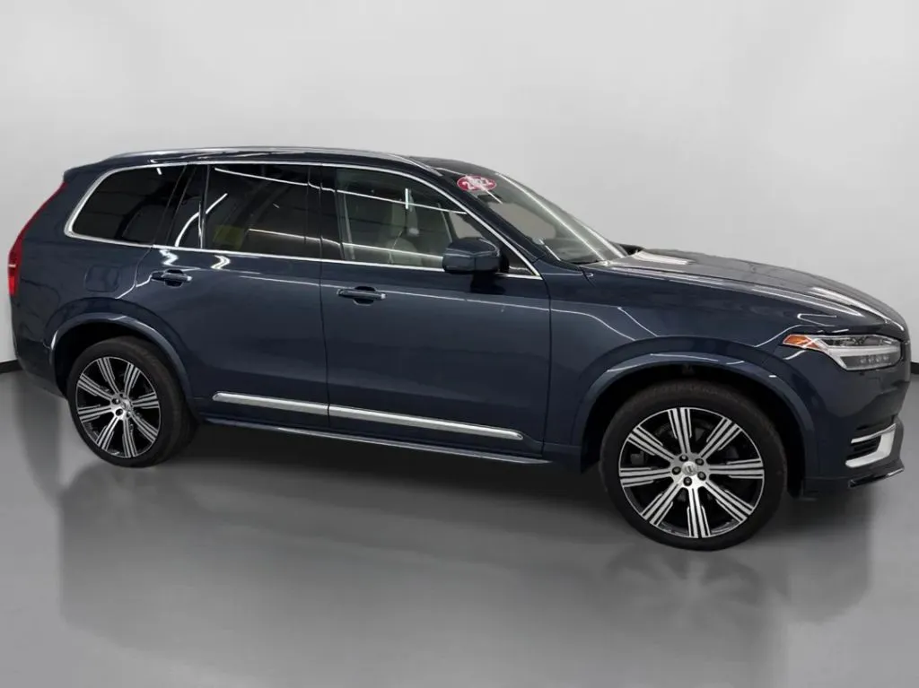 2022 Volvo XC90 Inscription - Photo 11