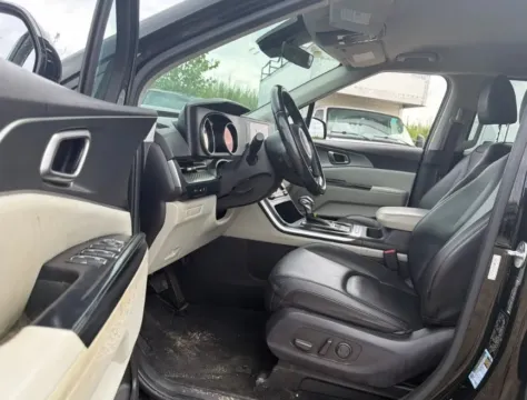 Photos of 2022 Kia Carnival LX w/Seat Pkg Minivan 4D for sale in West Bridgewater, MA at DriveMax (Auto Center Sales and Service)