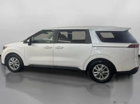 More photos of 2023 Kia Carnival LX w/Seat Pkg Minivan 4D at DriveMax (Auto Center Sales and Service), MA