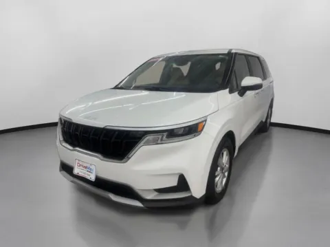 More photos of 2023 Kia Carnival LX w/Seat Pkg Minivan 4D at DriveMax (Auto Center Sales and Service), MA