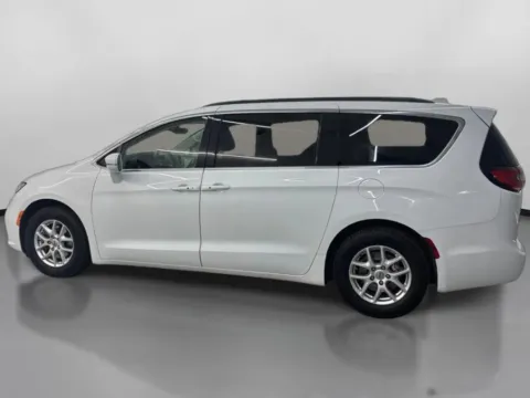 More photos of 2022 Chrysler Pacifica Touring L Van 4D at DriveMax (Auto Center Sales and Service), MA