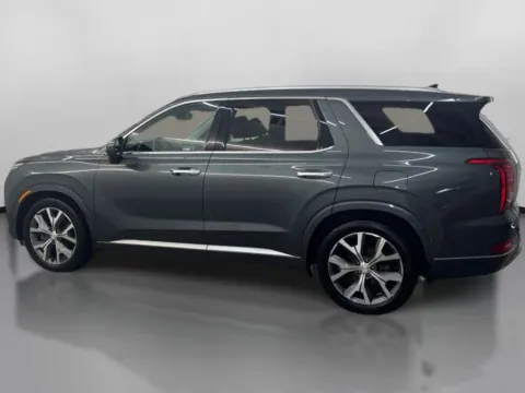 More photos of 2022 Hyundai Palisade Limited Sport Utility 4D at DriveMax (Auto Center Sales and Service), MA