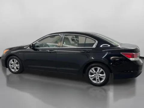 More photos of 2011 Honda Accord SE Sedan 4D at DriveMax (Auto Center Sales and Service), MA