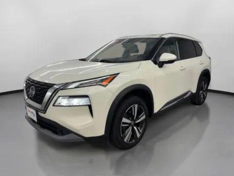 More photos of 2021 Nissan Rogue SL Sport Utility 4D at DriveMax (Auto Center Sales and Service), MA