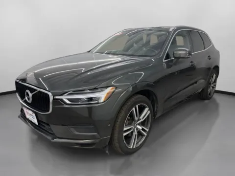 More photos of 2018 Volvo XC60 T5 Momentum Sport Utility 4D at DriveMax (Auto Center Sales and Service), MA
