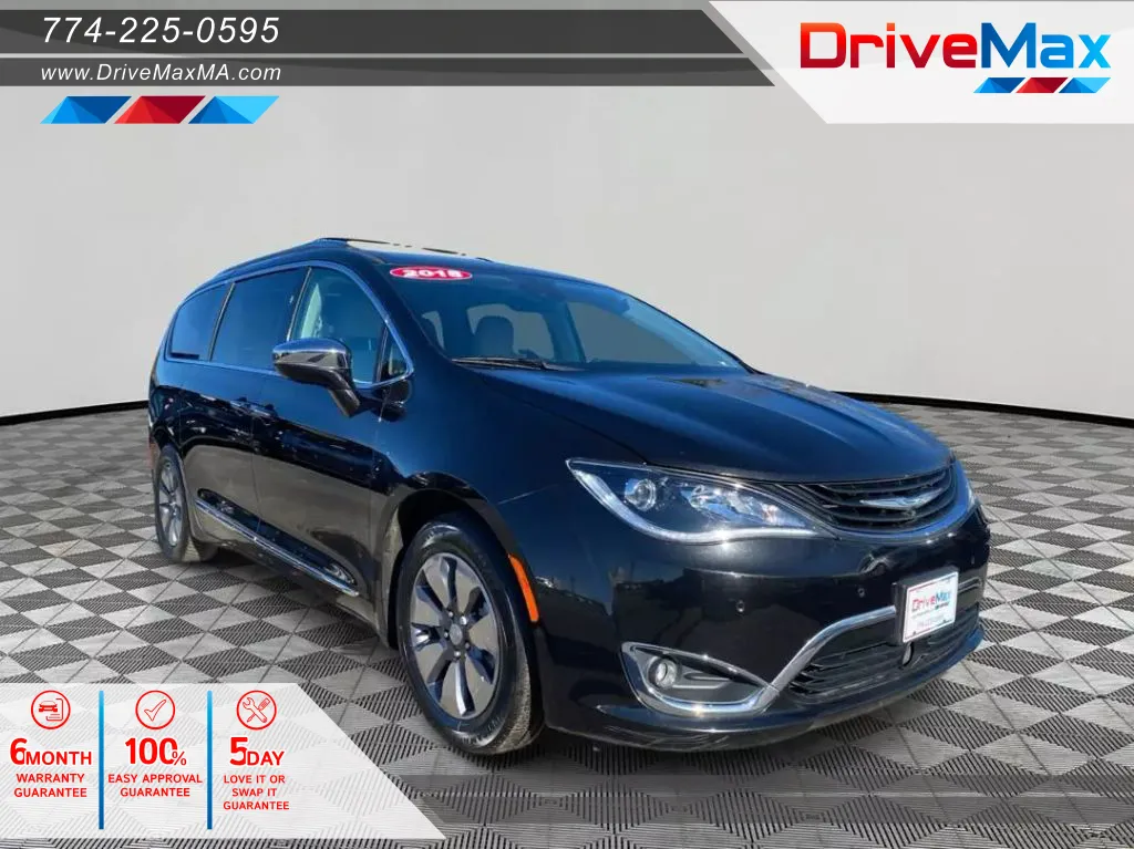 2018 Chrysler Pacifica Hybrid Limited Minivan 4D for sale in West Bridgewater, MA