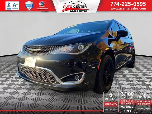 2019 Chrysler Pacifica Touring L Minivan 4D for sale in West Bridgewater, MA