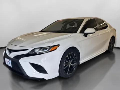 More photos of 2020 Toyota Camry SE Sedan 4D at DriveMax (Auto Center Sales and Service), MA