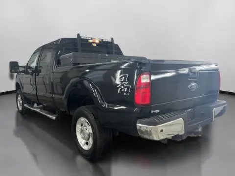 More photos of 2016 Ford F250 Super Duty Crew Cab XLT Pickup 4D 6 3/4 ft at DriveMax (Auto Center Sales and Service), MA