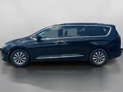 More photos of 2020 Chrysler Pacifica Touring L Plus Minivan 4D at DriveMax (Auto Center Sales and Service), MA