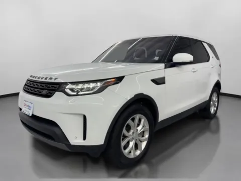 More photos of 2020 Land Rover Discovery SE Sport Utility 4D at DriveMax (Auto Center Sales and Service), MA