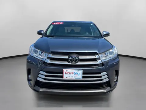 Photos of 2019 Toyota Highlander XLE Sport Utility 4D for sale in West Bridgewater, MA at DriveMax (Auto Center Sales and Service)