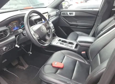 Another view of 2020 Ford Explorer XLT Sport Utility 4D for sale in West Bridgewater, MA at DriveMax (Auto Center Sales and Service)