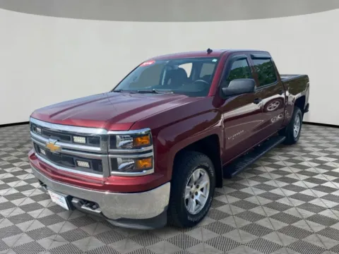 More photos of 2014 Chevrolet Silverado 1500 Crew Cab LT Pickup 4D 5 3/4 ft at DriveMax (Auto Center Sales and Service), MA