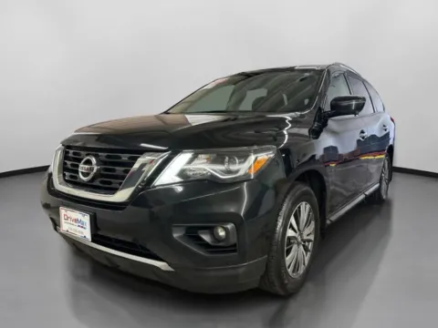 More photos of 2019 Nissan Pathfinder SL Sport Utility 4D at DriveMax (Auto Center Sales and Service), MA