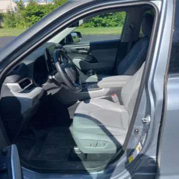 Photos of 2021 Toyota Highlander XLE Sport Utility 4D for sale in West Bridgewater, MA at DriveMax (Auto Center Sales and Service)