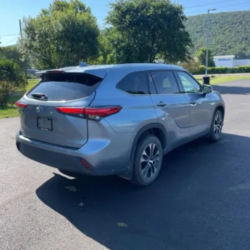 Another view of 2021 Toyota Highlander XLE Sport Utility 4D for sale in West Bridgewater, MA at DriveMax (Auto Center Sales and Service)