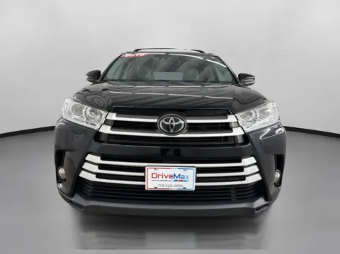 Photos of 2019 Toyota Highlander XLE Sport Utility 4D for sale in West Bridgewater, MA at DriveMax (Auto Center Sales and Service)